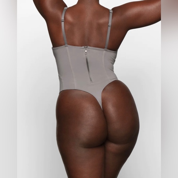 SOLD❗️❗️❗️ - SKIMS: NWT: LARGE COTTON CORSET UNLINED BODYSUIT - Picture 8 of 8